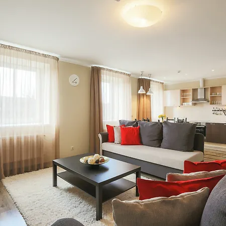 Rigaapartment Sonada Family - Private Parking מלון דירות 3*