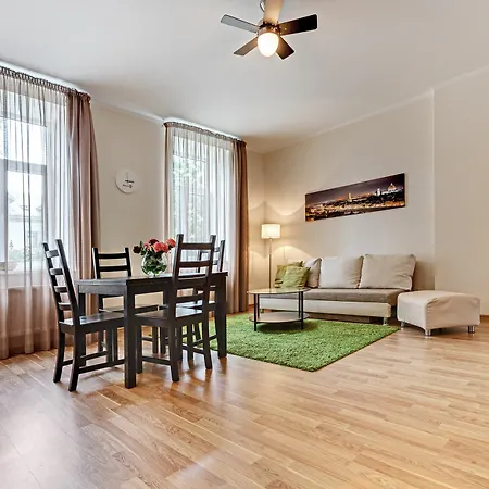 Rigaapartment Sonada Family - Private Parking מלון דירות ריגה