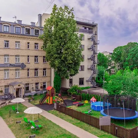 Rigaapartment Sonada Family - Private Parking Hotel apartamentowy 3*